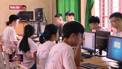 Đẩy mạnh ứng dụng công nghệ thông tin trong giáo dục