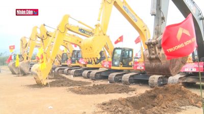 Xuân về trên những công trình giao thông