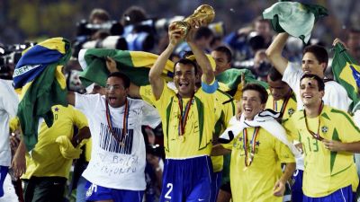 Khoảnh khắc vĩ đại World Cup (Số 9)