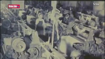 Phụ nữ kết nghĩa Bắc - Nam
